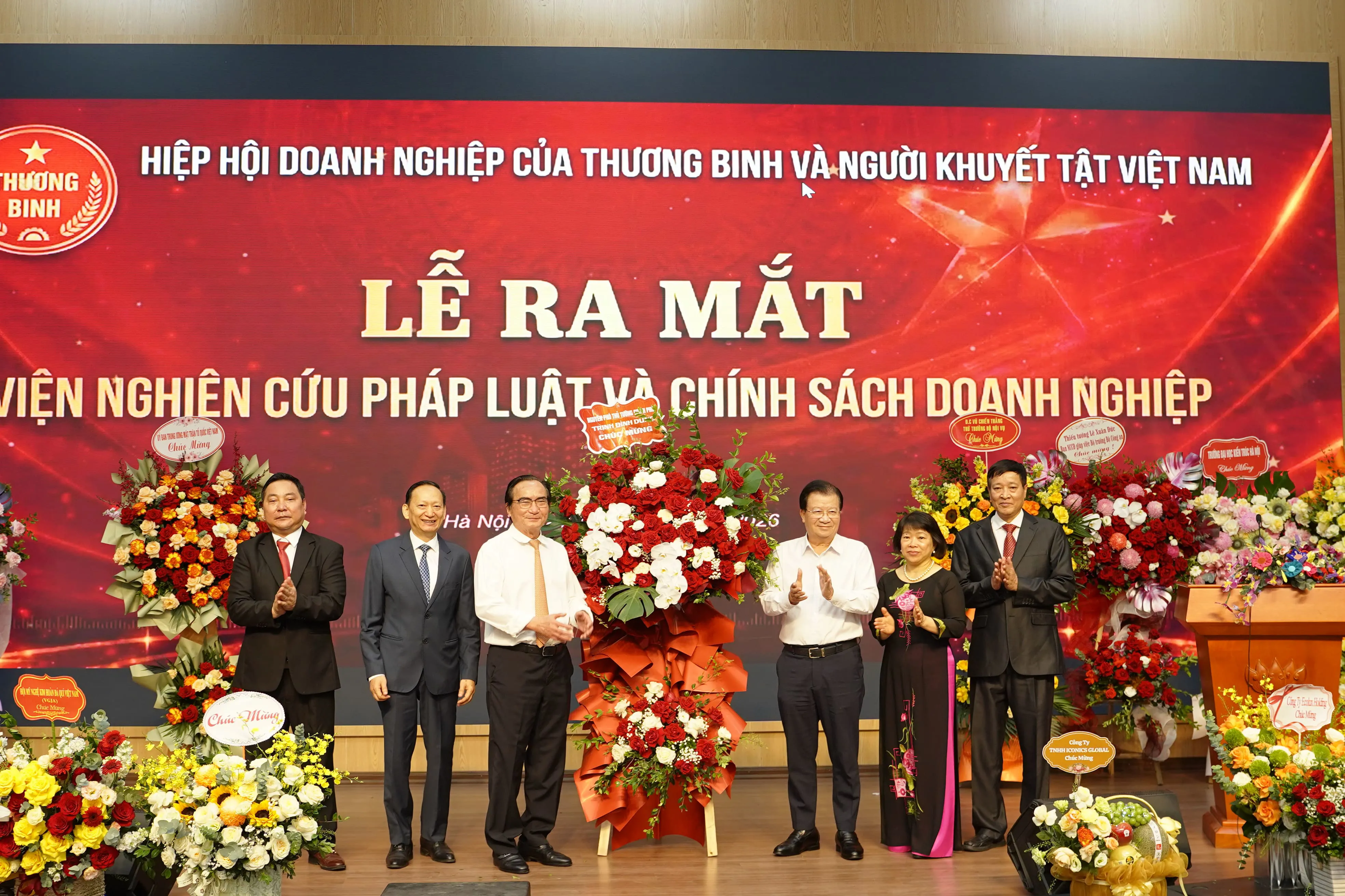 Ra mắt Viện Nghiên cứu Pháp luật và Chính sách Doanh nghiệp: Kết nối tri thức, đồng hành cùng cộng đồng doanh nghiệp