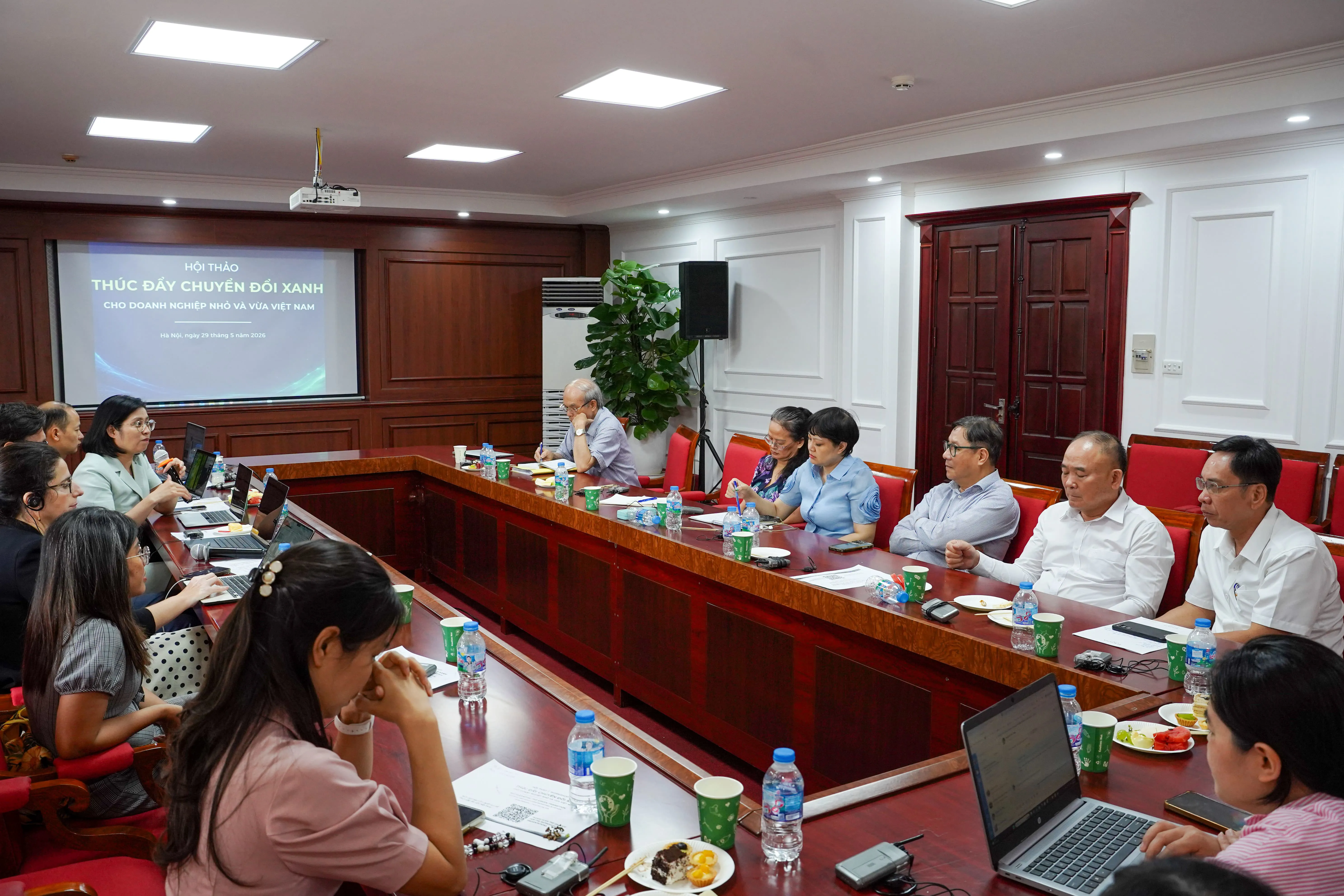 Thúc đẩy chuyển đổi xanh cho doanh nghiệp nhỏ và vừa Việt Nam