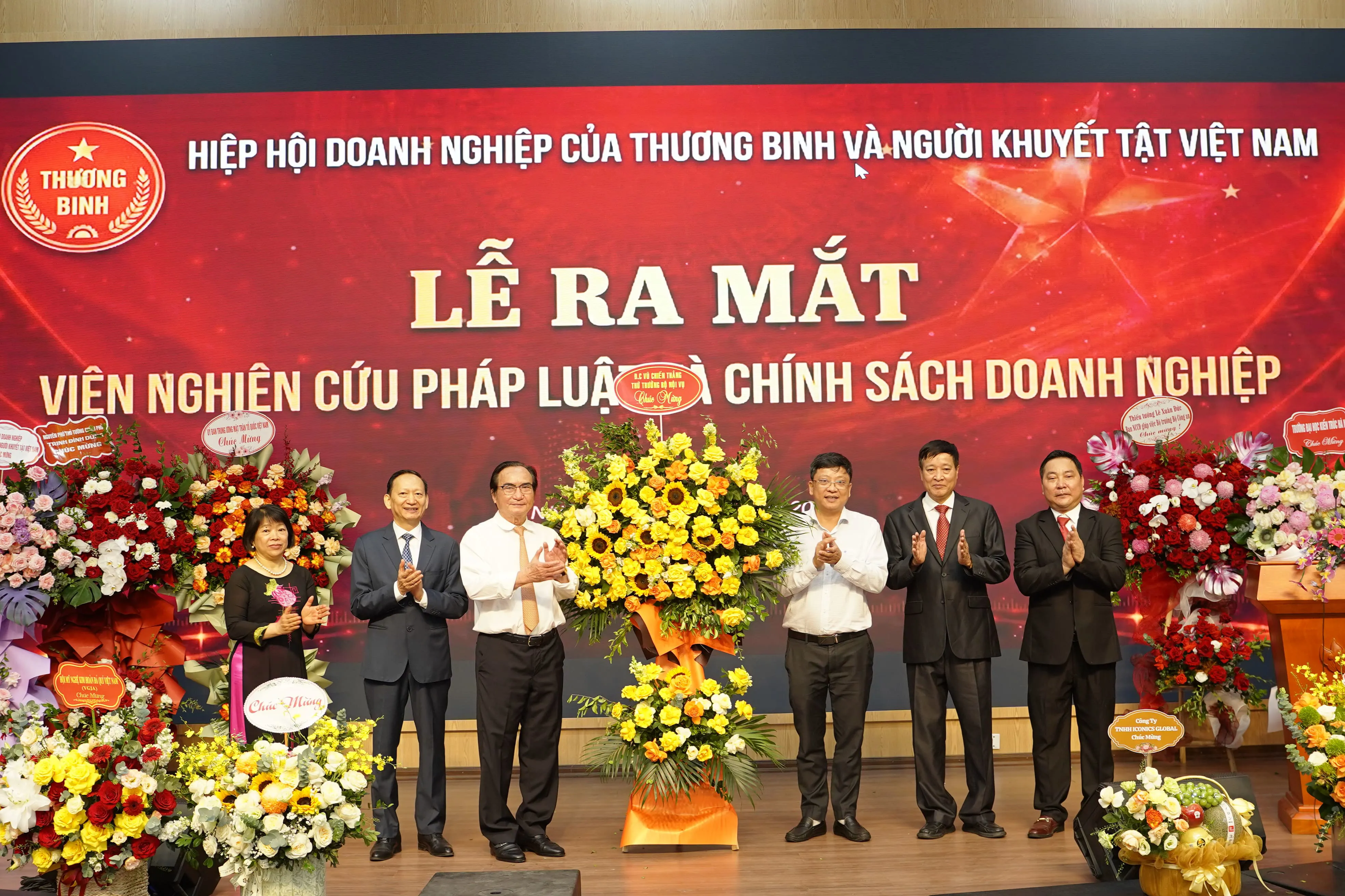 Ra mắt Viện Nghiên cứu Pháp luật và Chính sách Doanh nghiệp: Kết nối tri thức, đồng hành cùng cộng đồng doanh nghiệp