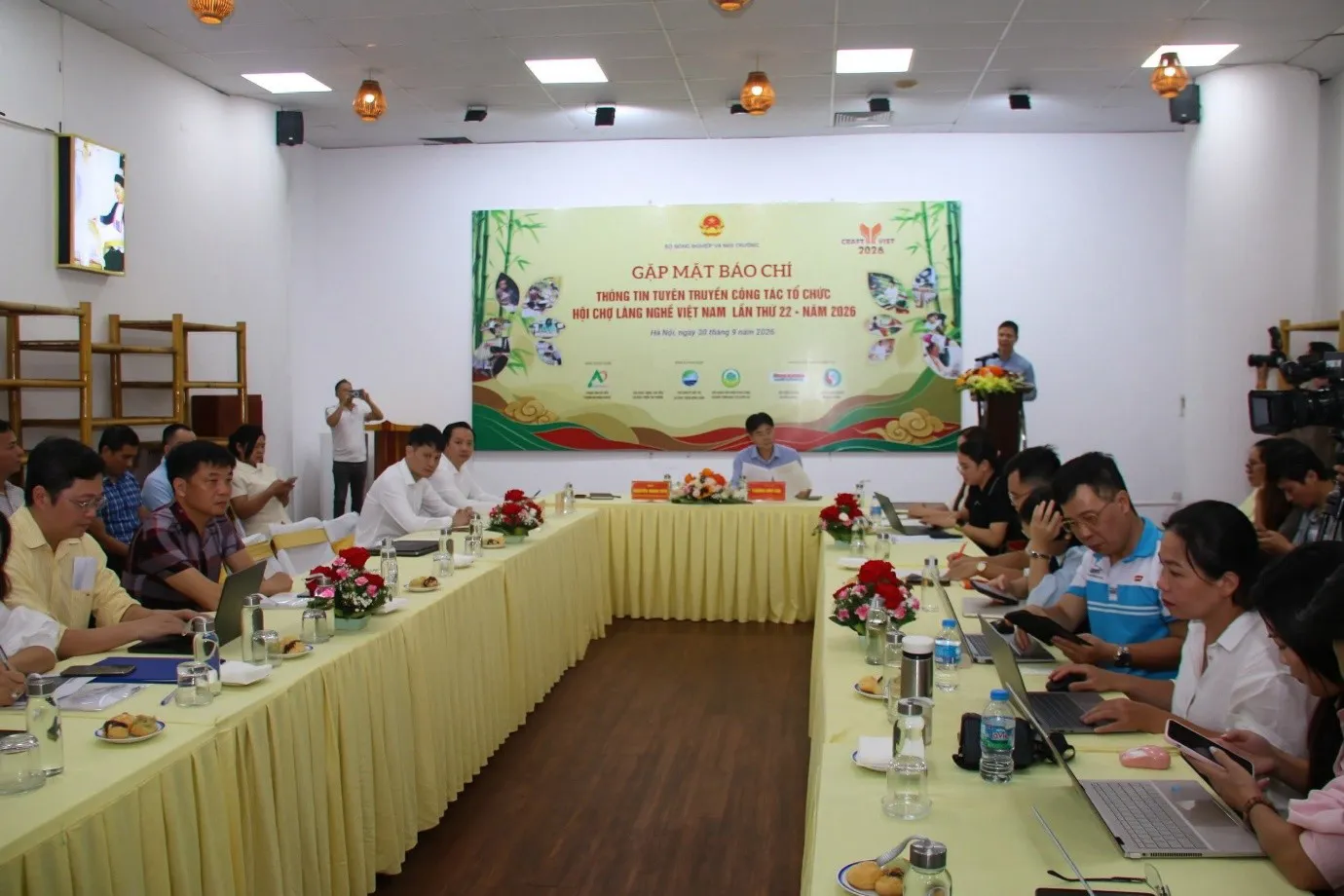 Thúc đẩy quảng bá, xúc tiến thương mại và phát triển kinh tế nông thôn