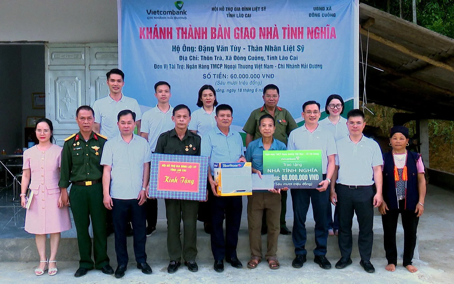 Khánh thành bàn giao nhà ở cho thân nhân liệt sỹ