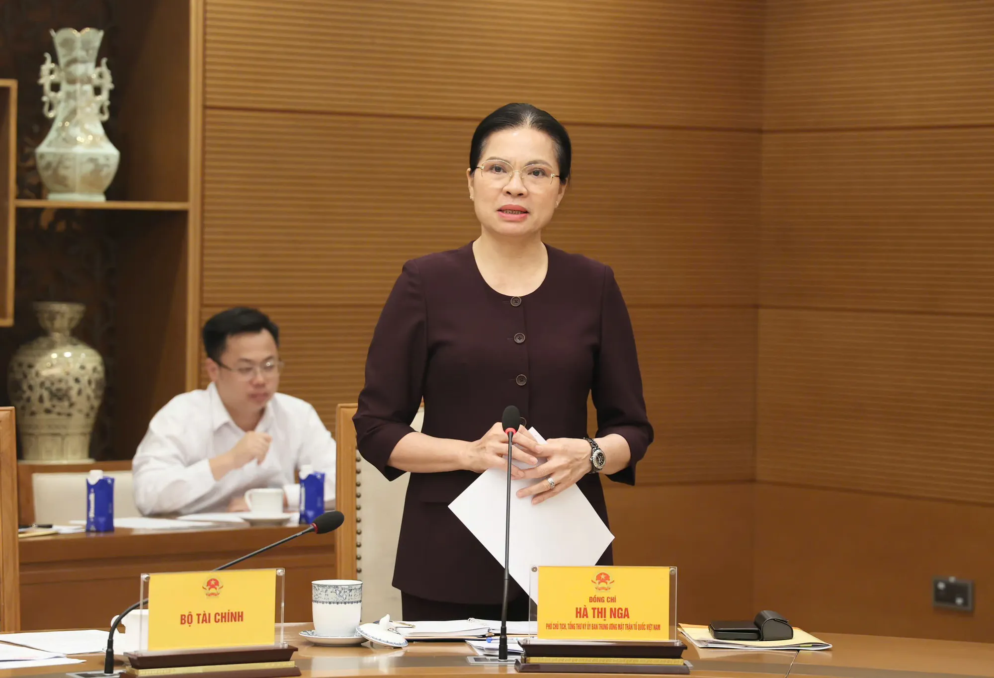 Ưu tiên tổng rà soát văn bản quy phạm pháp luật: Gỡ “điểm nghẽn” thể chế để mở đường cho phát triển