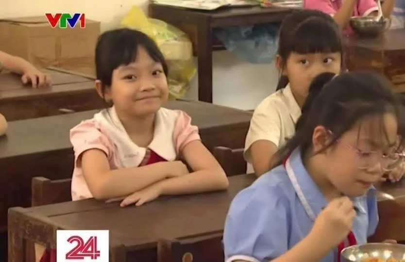 VPBank tuyển dụng: Bất chấp đạo đức và pháp luật khi dùng ảnh trẻ em làm 