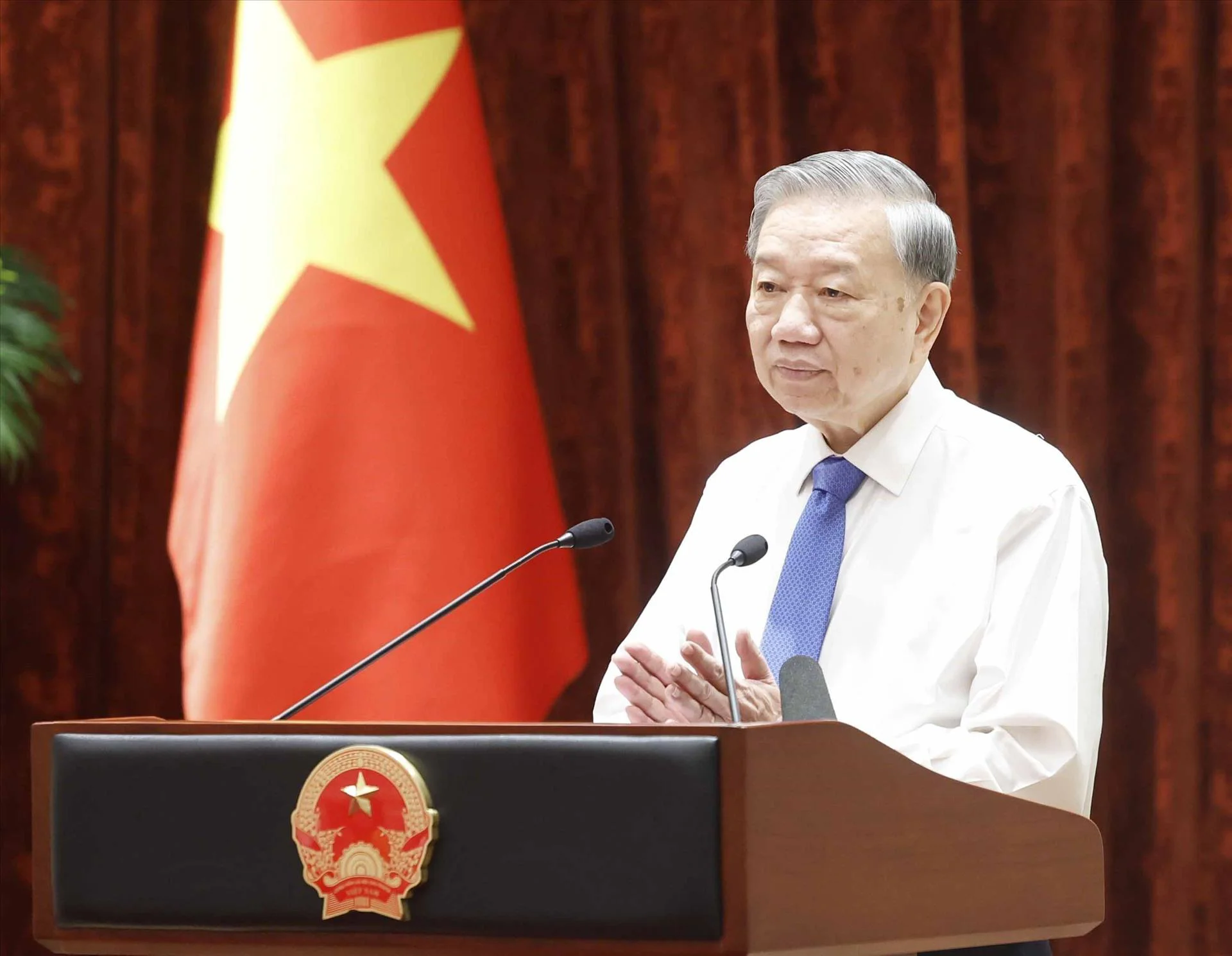 Tổng Bí thư, Chủ tịch nước: Già làng, trưởng bản góp phần củng cố khối đại đoàn kết toàn dân tộc