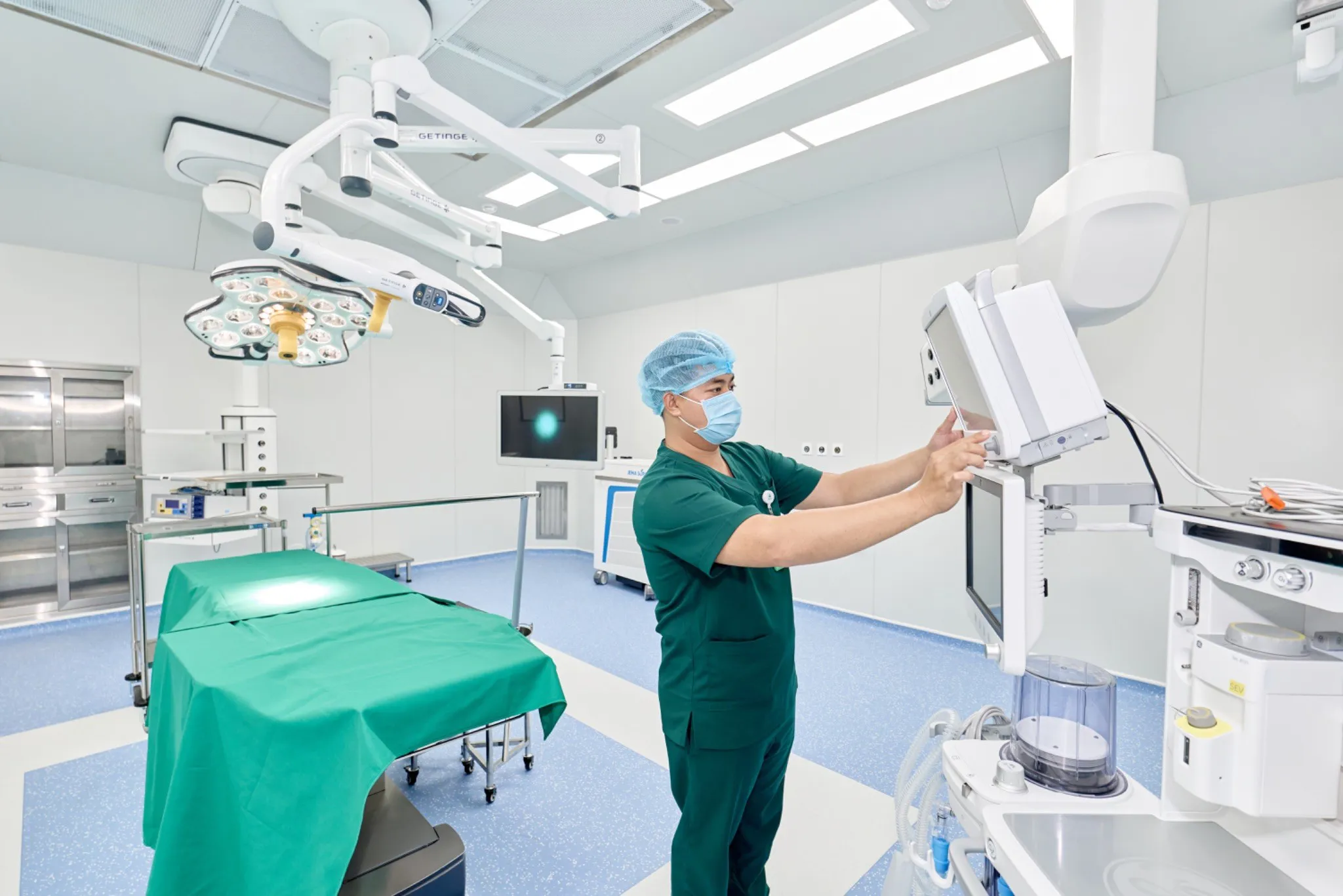 21 ngày hồi sinh kỳ diệu của cậu bé Hàn Quốc tại Bệnh viện Mặt Trời Phú Quốc