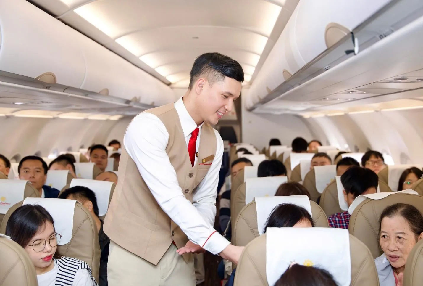 Sun PhuQuoc Airways khởi động đợt tuyển dụng tiếp viên lớn nhất năm, chào đón ứng viên quốc tế