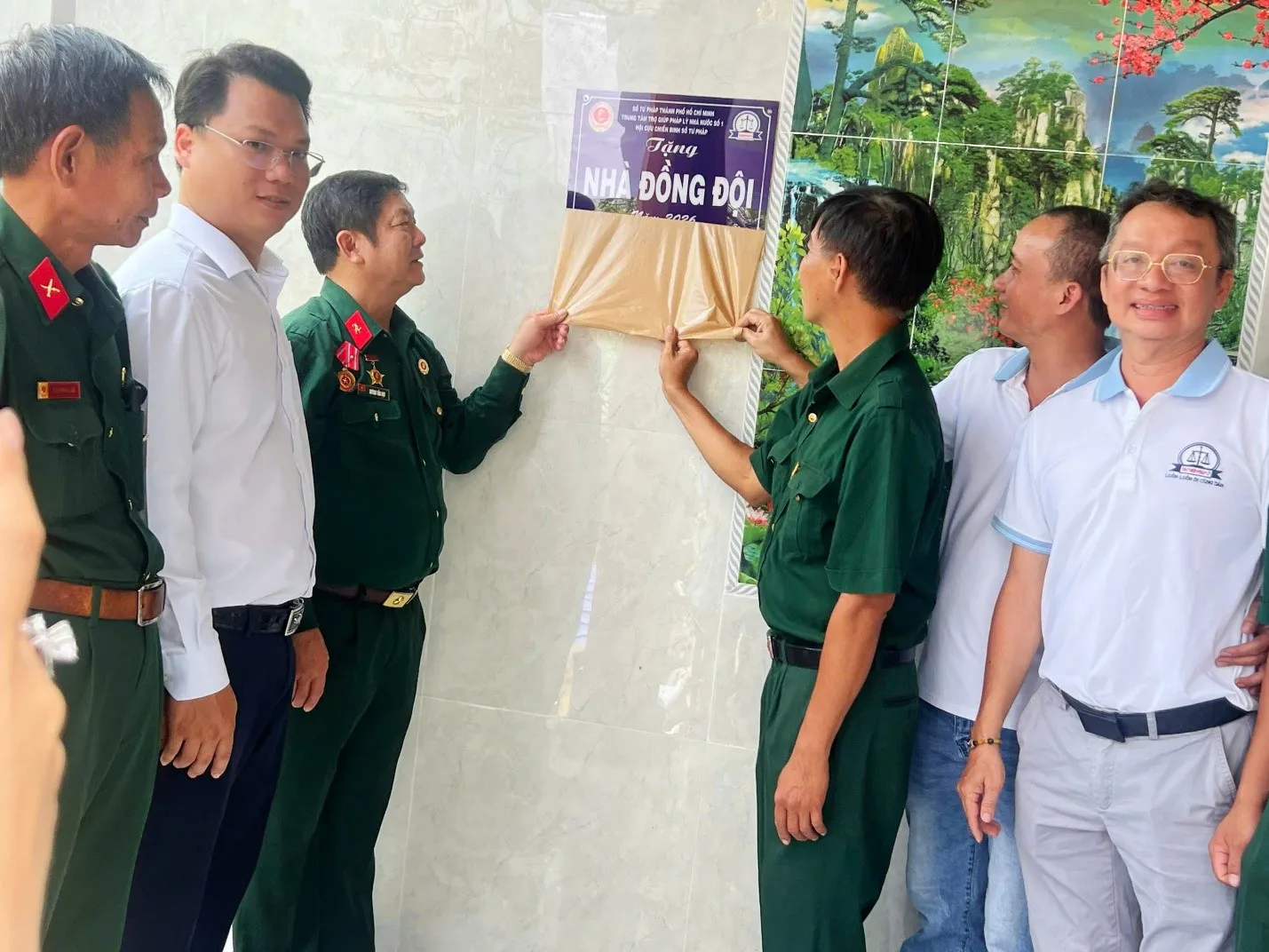 Xã Nhựt Tảo: Trao nhà đồng đội cho hội viên Cựu chiến binh 