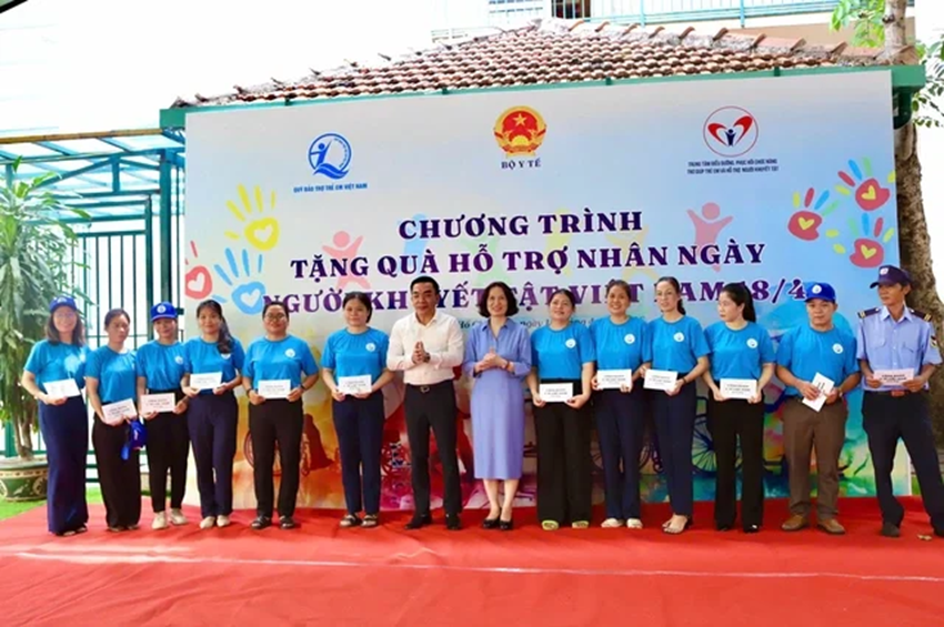 Những hoạt động sôi nổi kỷ niệm ngày Người khuyết tật Việt Nam