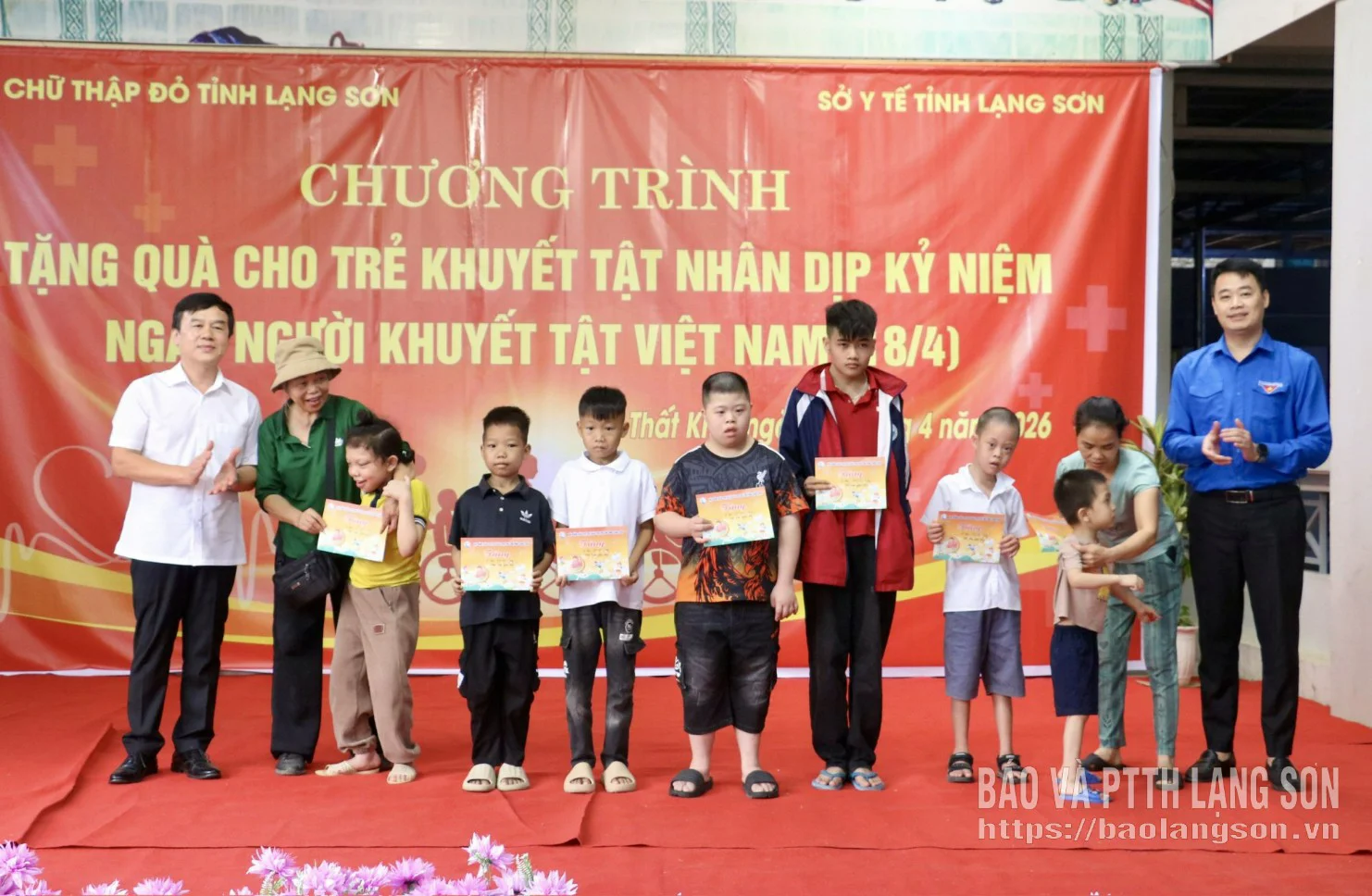 Những hoạt động sôi nổi kỷ niệm ngày Người khuyết tật Việt Nam