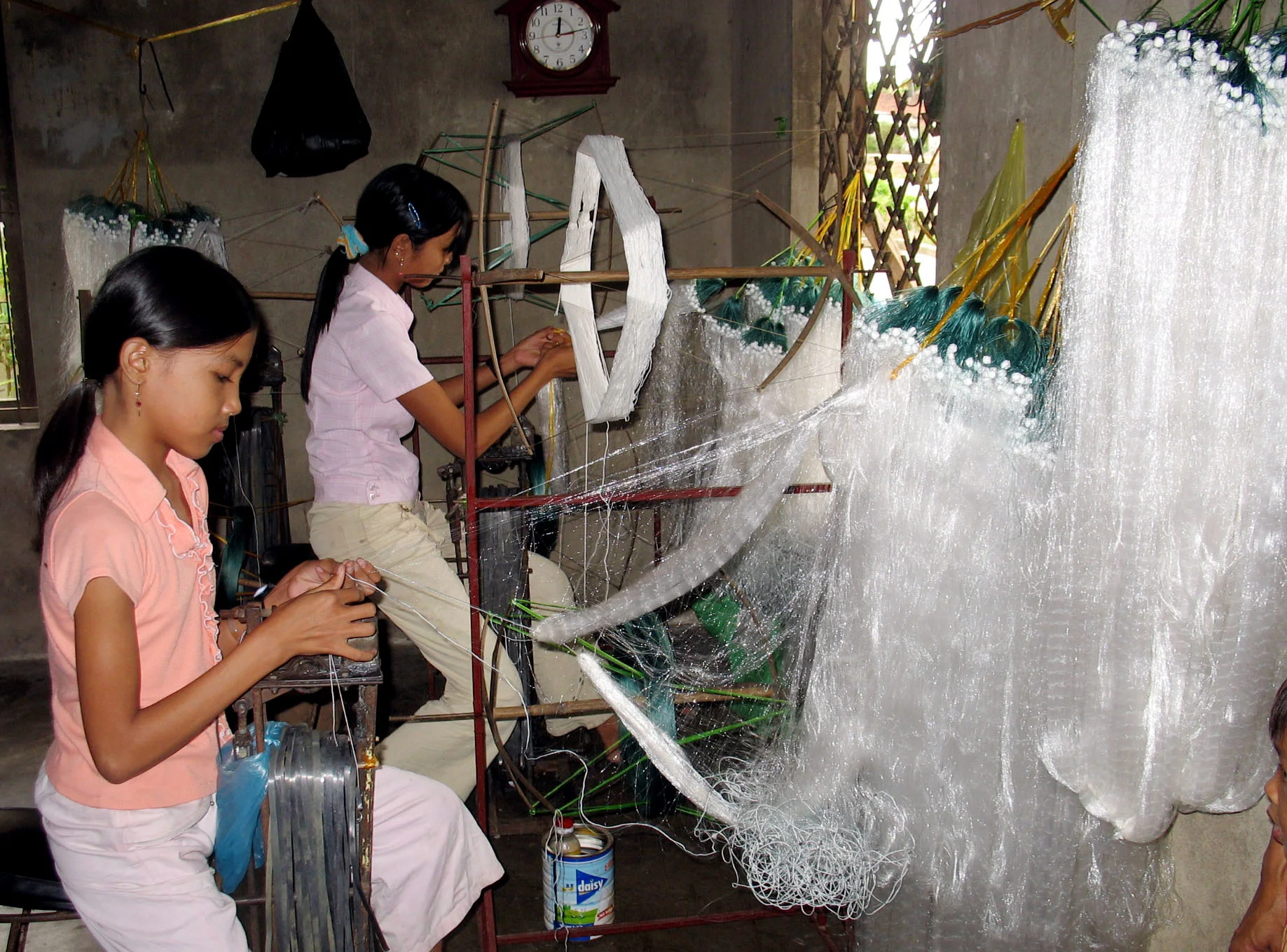 Lao động chưa thành niên: Những quy định cần lưu ý để hướng nghiệp cho đúng!