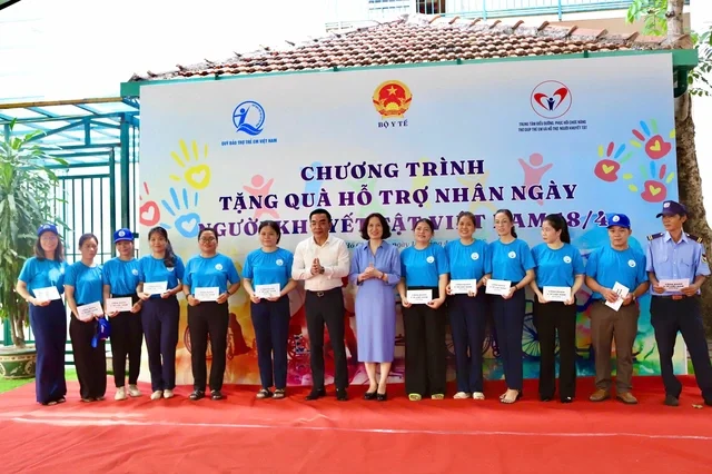Những hoạt động sôi nổi kỷ niệm ngày Người khuyết tật Việt Nam