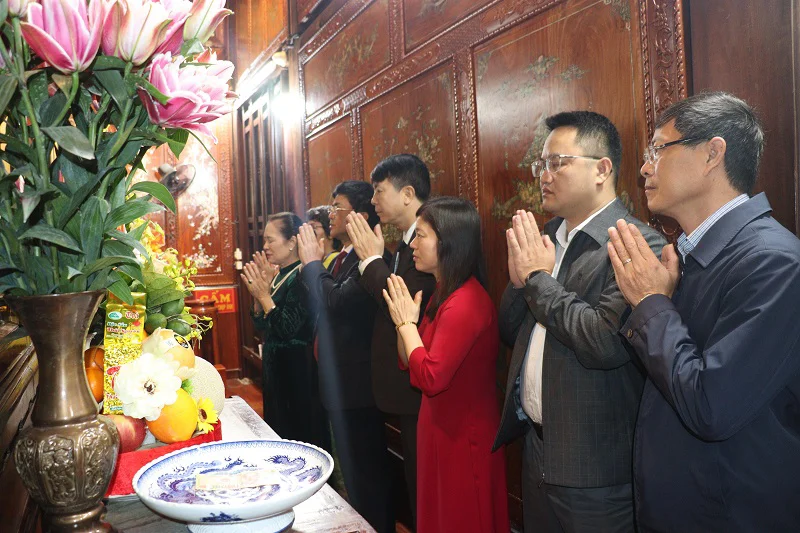 Chính thức khai mạc lễ hội chợ Viềng xuân Phủ Dầy năm 2026