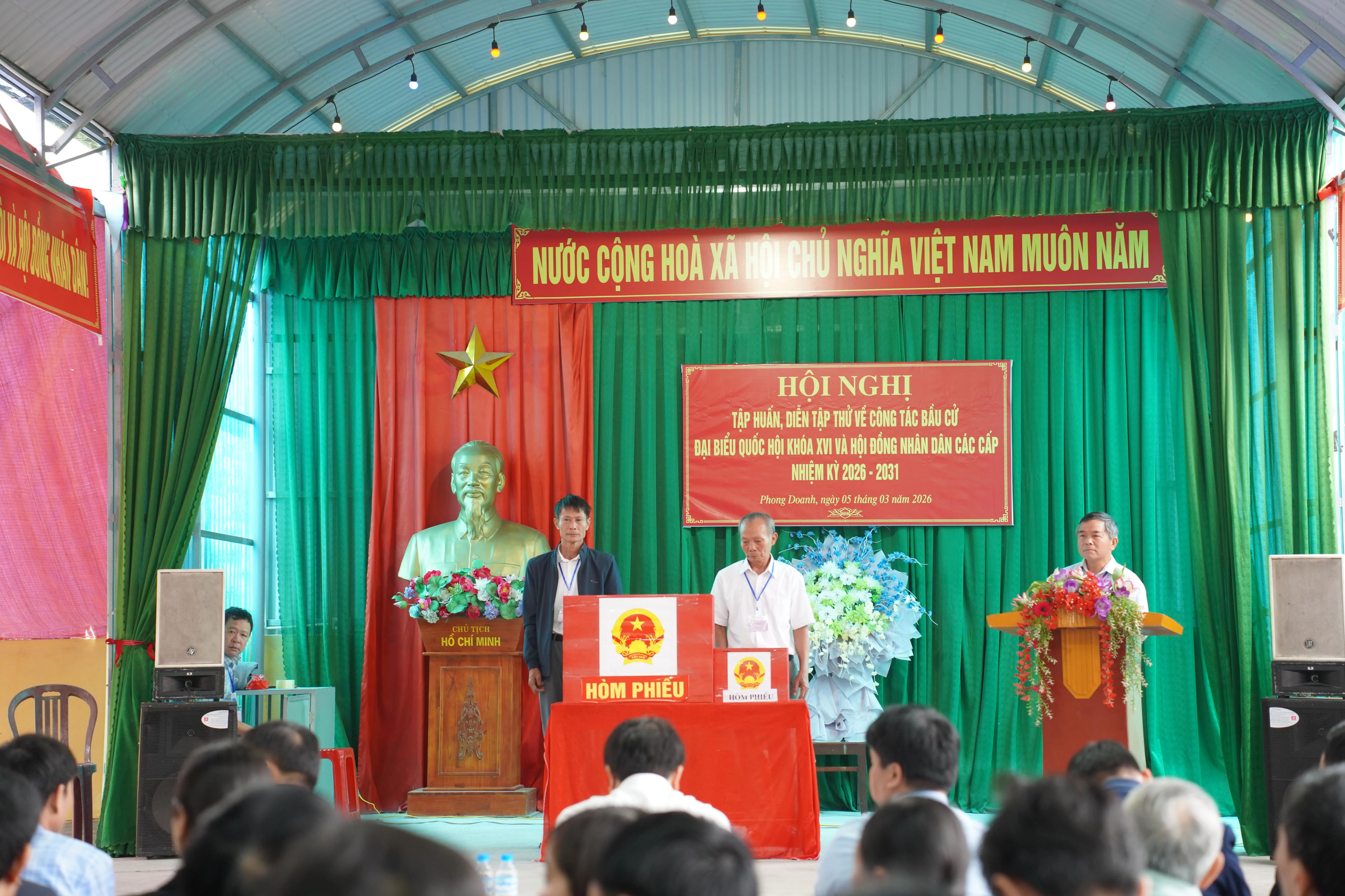 Xã Phong Doanh, Ninh Bình tổ chức tập huấn và diễn tập về công tác bầu cử