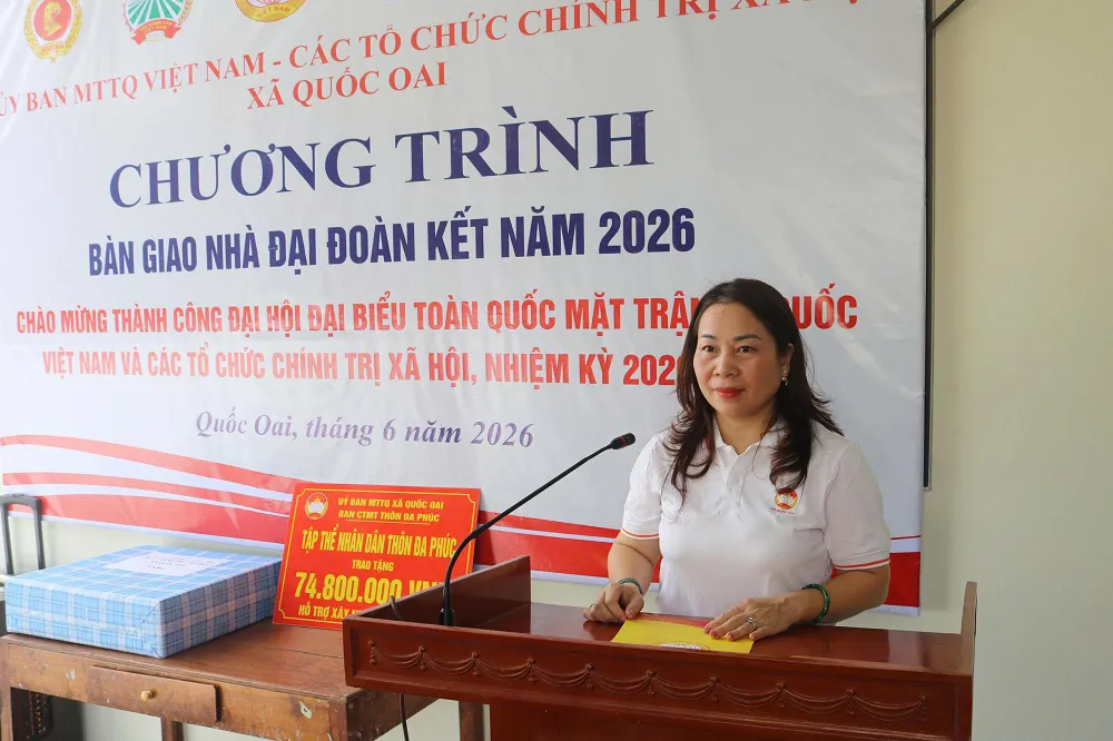 Trao Nhà Đại đoàn kết cho vợ liệt sĩ tại Quốc Oai