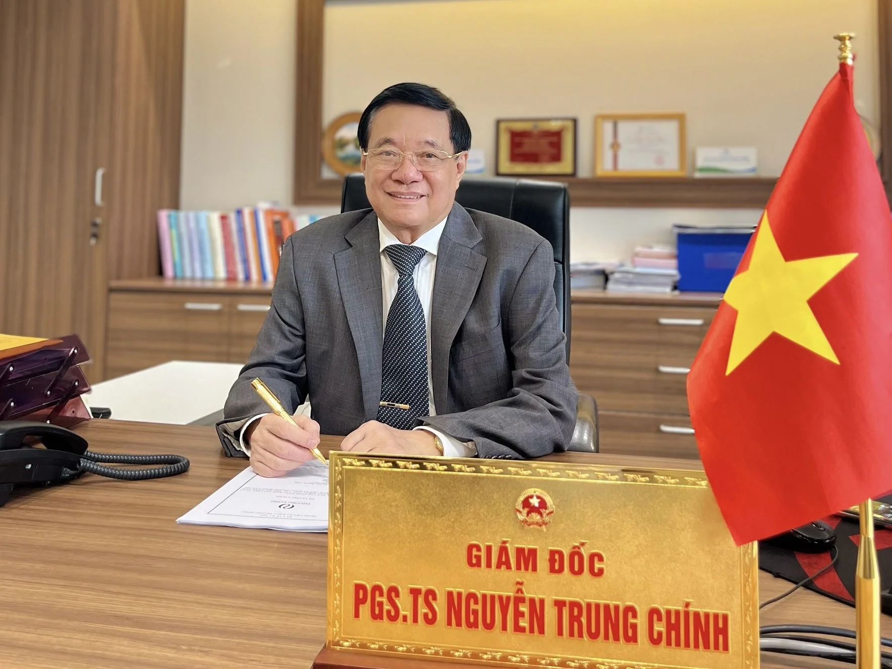 Đại tá, PGS.TS Nguyễn Trung Chính: Có ý chí sẽ có con đường
