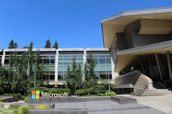 Lãi hơn 133 tỷ USD, Microsoft vẫn đề nghị 60.000 nhân viên tự nguyện nghỉ việc
