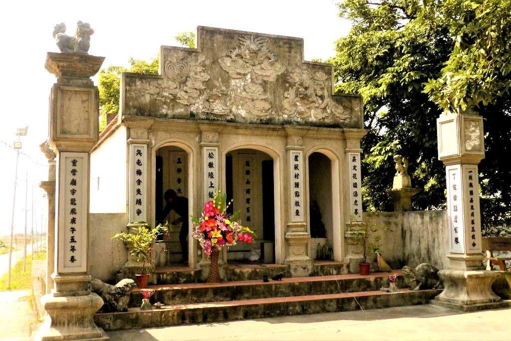 Làng tôi có mộ bà Hoàng Thái Hậu yên nghỉ