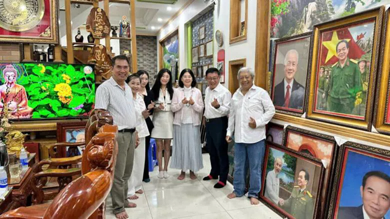 Chủ tịch khối doanh nghiệp Hàn Quốc- Việt Nam: Tham quan phòng tranh của hoạ sĩ Nguyễn Như Ngọc 