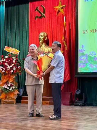 Giới báo chí, văn nghệ sỹ, trí thức đồng hương Hải Phòng tại Hà Nội kỷ niệm 101 năm ngày Báo chí Cách mạng Việt Nam