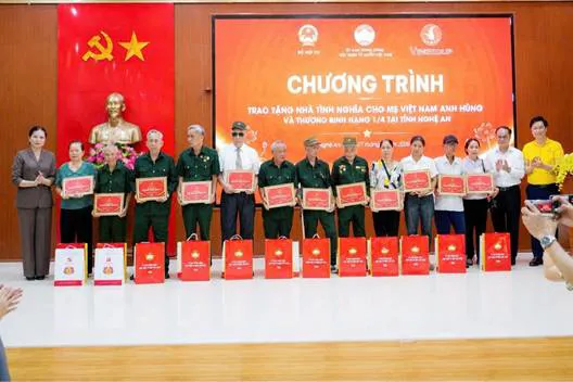 VINGROUP và hành trình tri ân: Từ thể chế pháp lý đến những mái nhà nghĩa tình