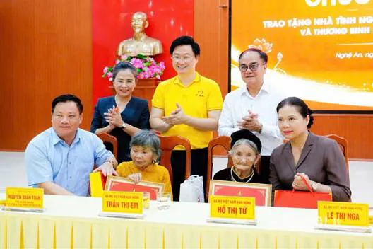 VINGROUP và hành trình tri ân: Từ thể chế pháp lý đến những mái nhà nghĩa tình