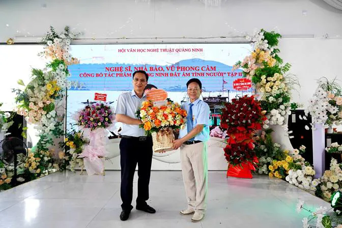Ông Vũ Phong Cầm được vinh danh Nhà báo Tiêu biểu năm 2026
