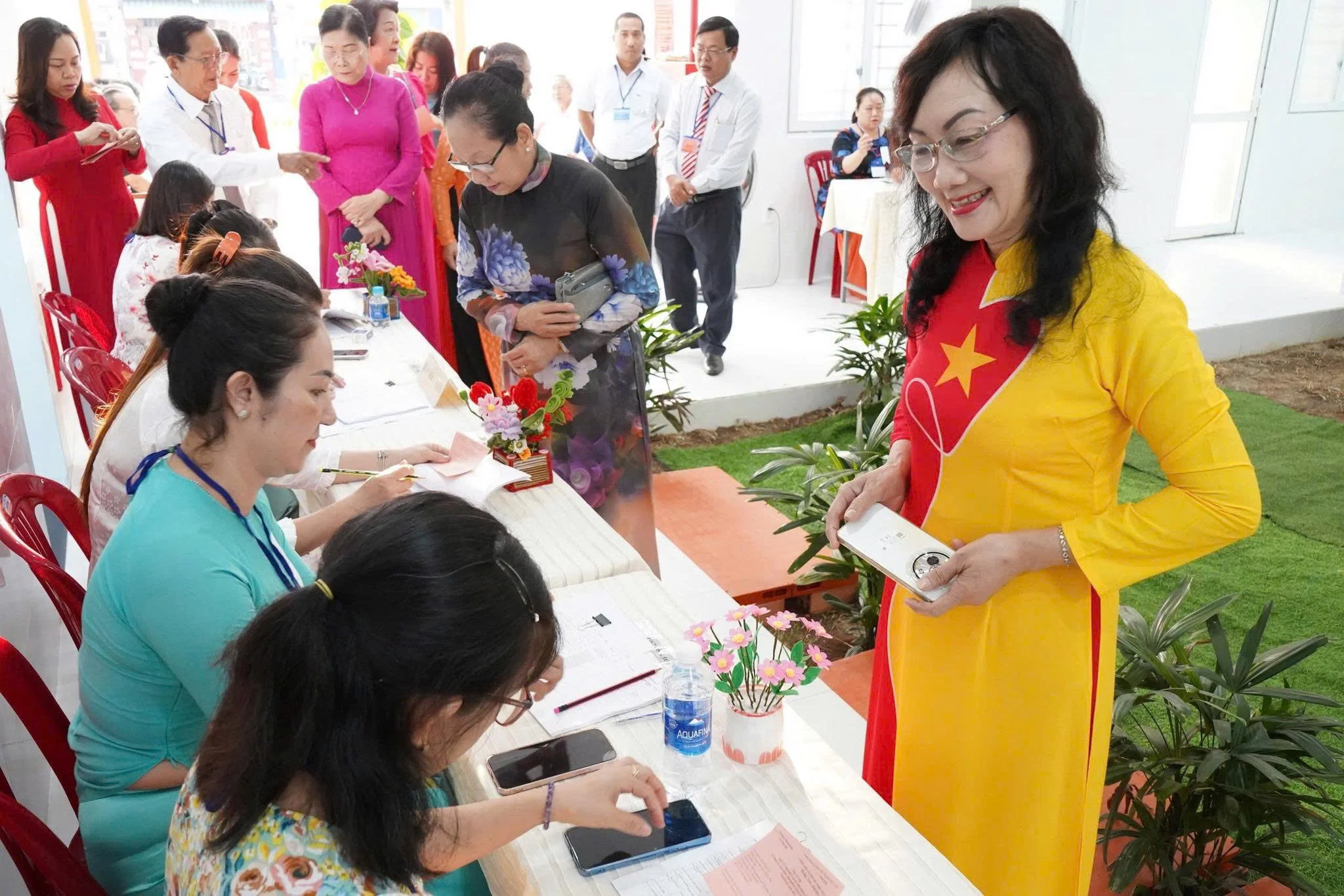 Ngày hội non sông tại xã Nhà Bè: 73 khu vực bỏ phiếu đồng loạt khai mạc