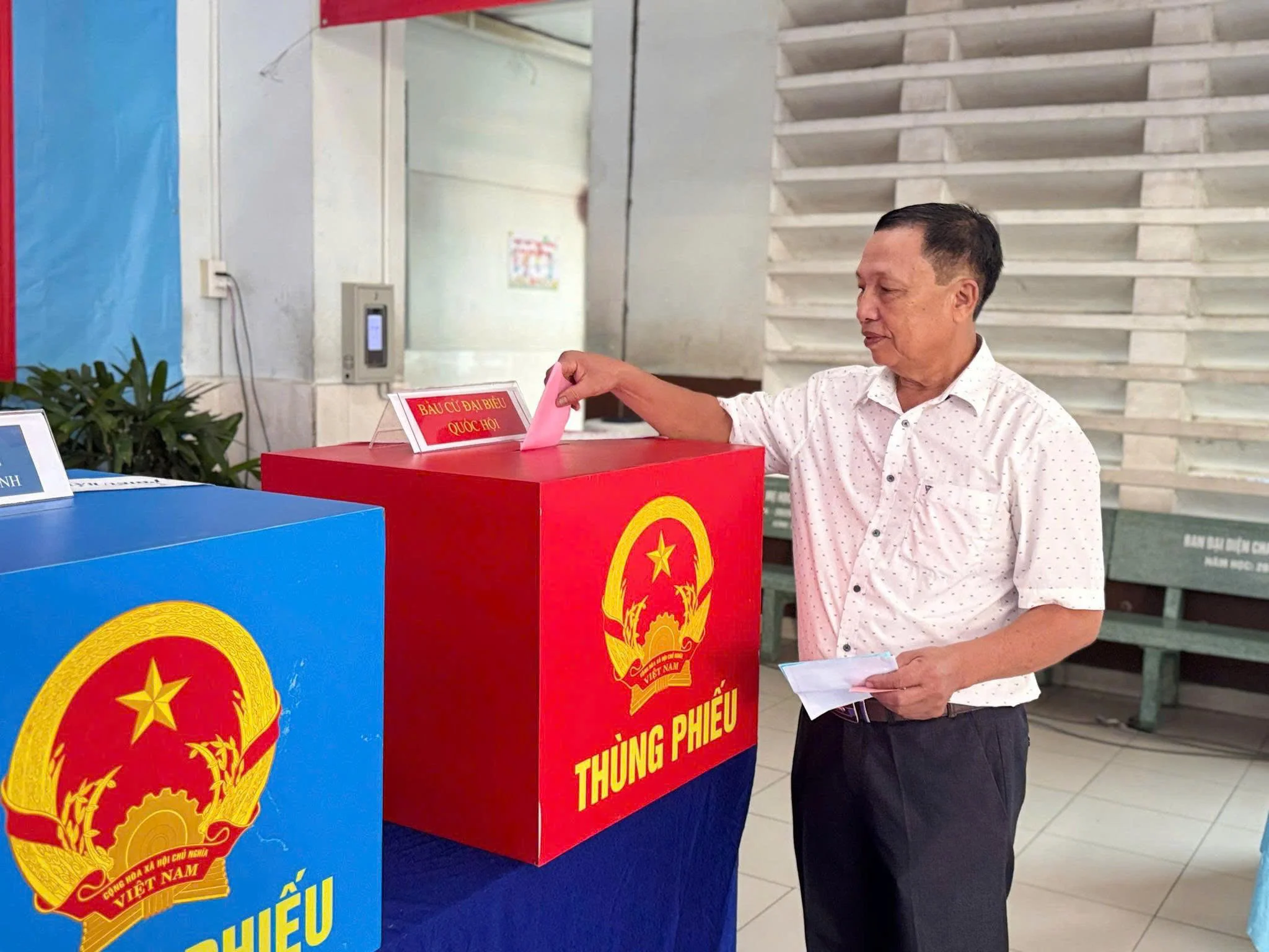 Ngày hội non sông tại xã Nhà Bè: 73 khu vực bỏ phiếu đồng loạt khai mạc