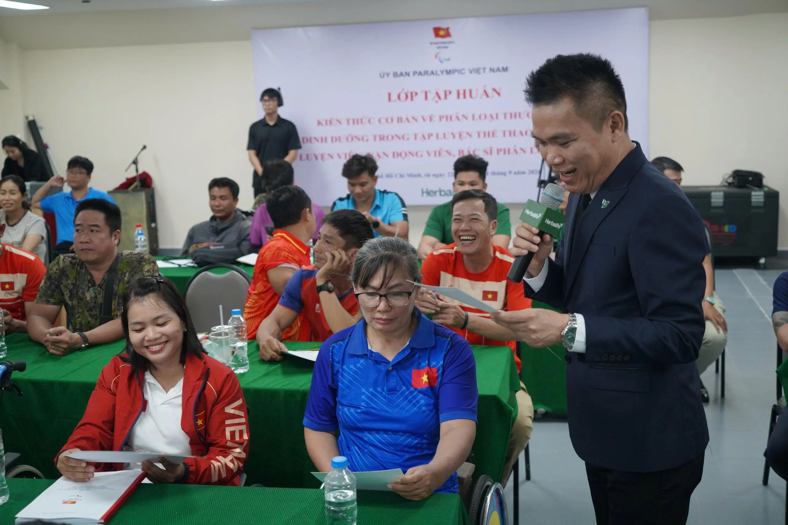 Herbalife Việt Nam phối hợp cùng Ủy Ban Paralympic Việt Nam tổ chức buổi đào tạo “Dinh dưỡng Thể thao trong Tập luyện, Thi đấu và Phục hồi” cho các huấn luyện viên và vận động viên người khuyết tật