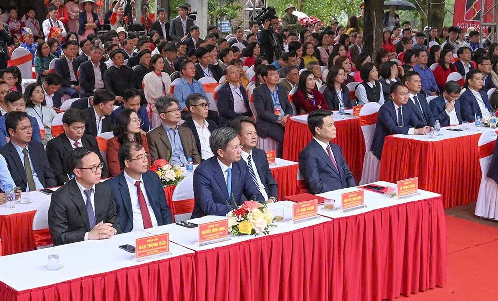 Rộn ràng khai bút đầu xuân