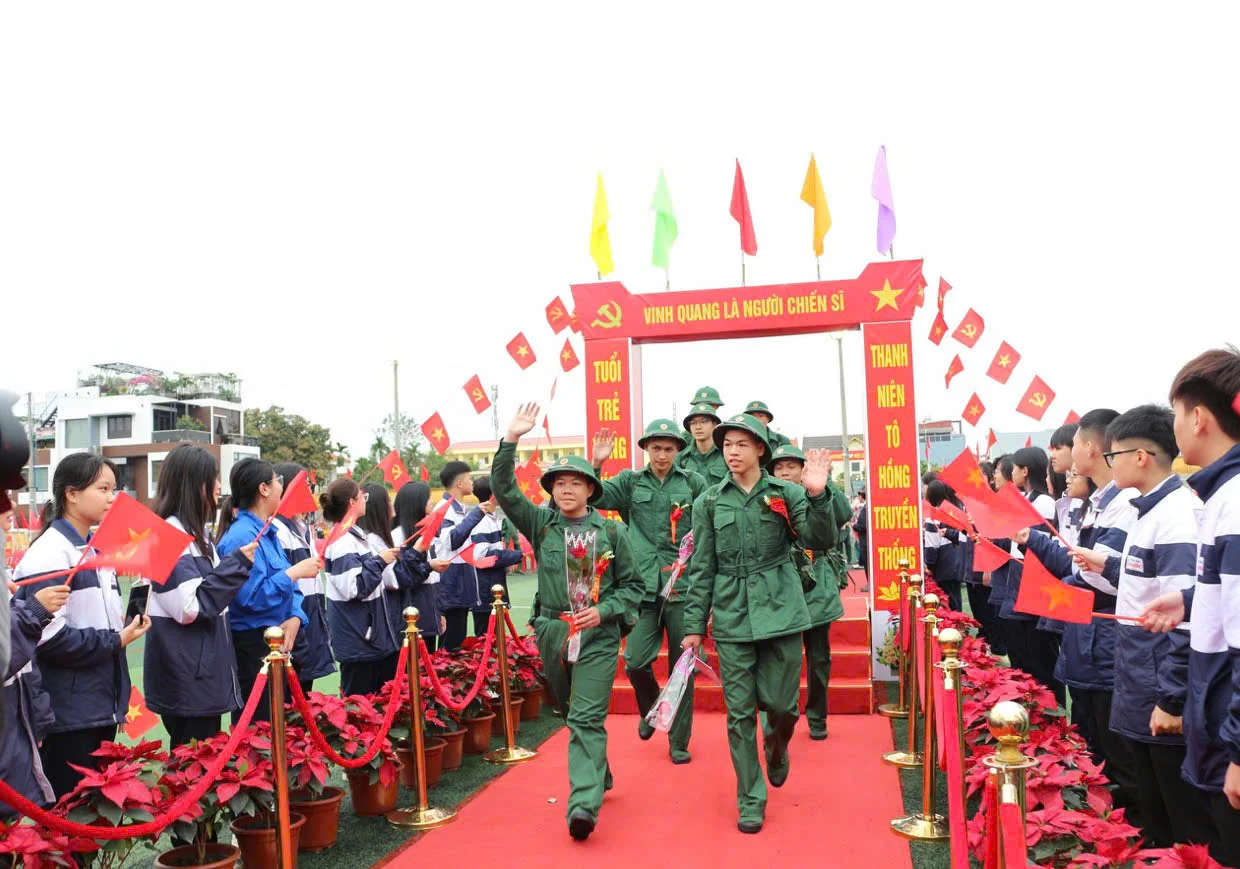 TP.Hải Phòng rộn ràng ngày hội tòng quân