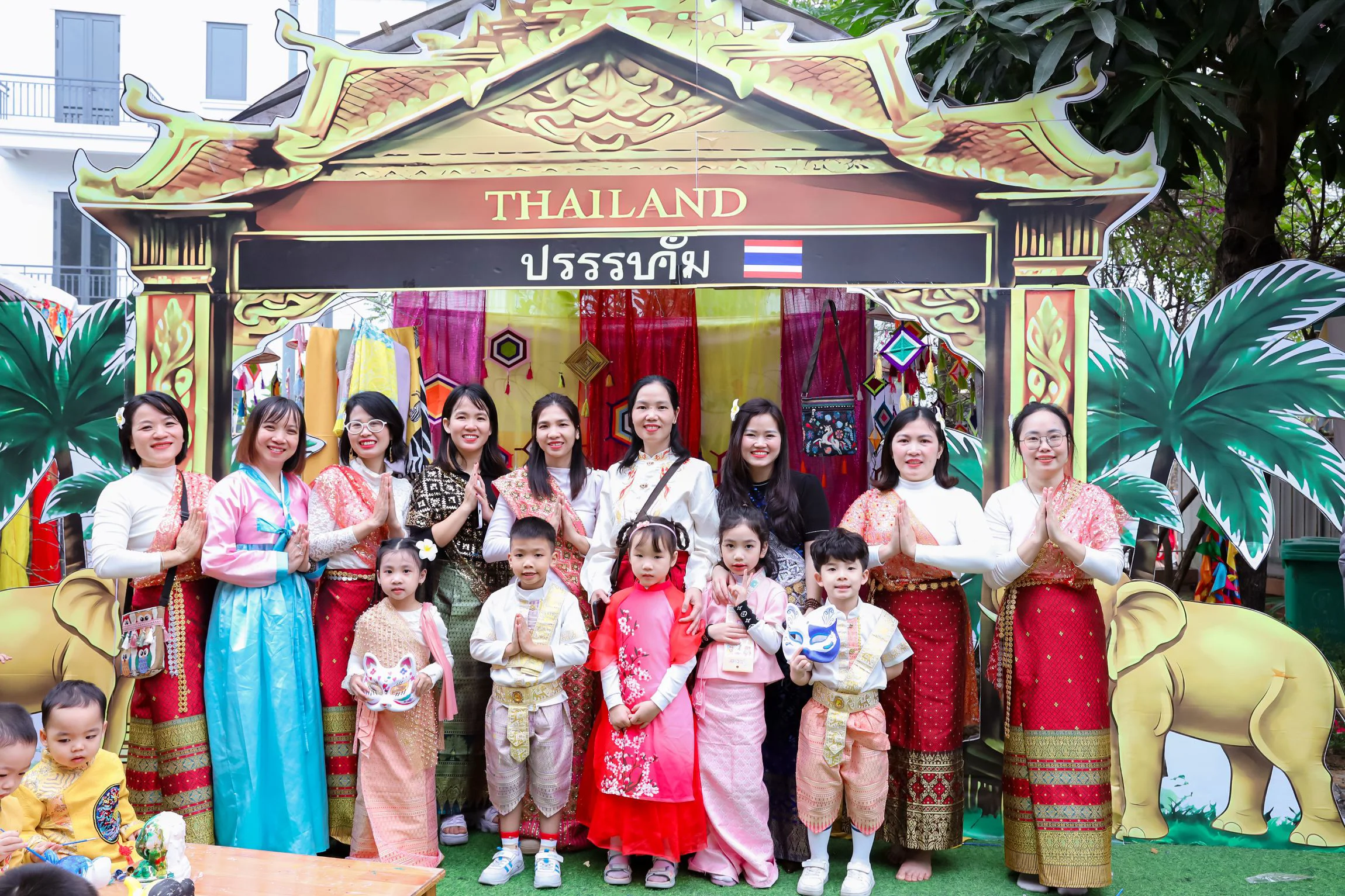 Sắc xuân Châu Á cùng cô trò Trường Mầm non Lê Quý Đôn