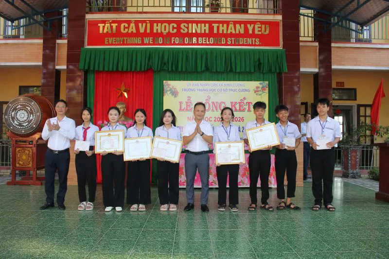 Ghi nhận tại Trường Trung học cơ sở Trực Cường