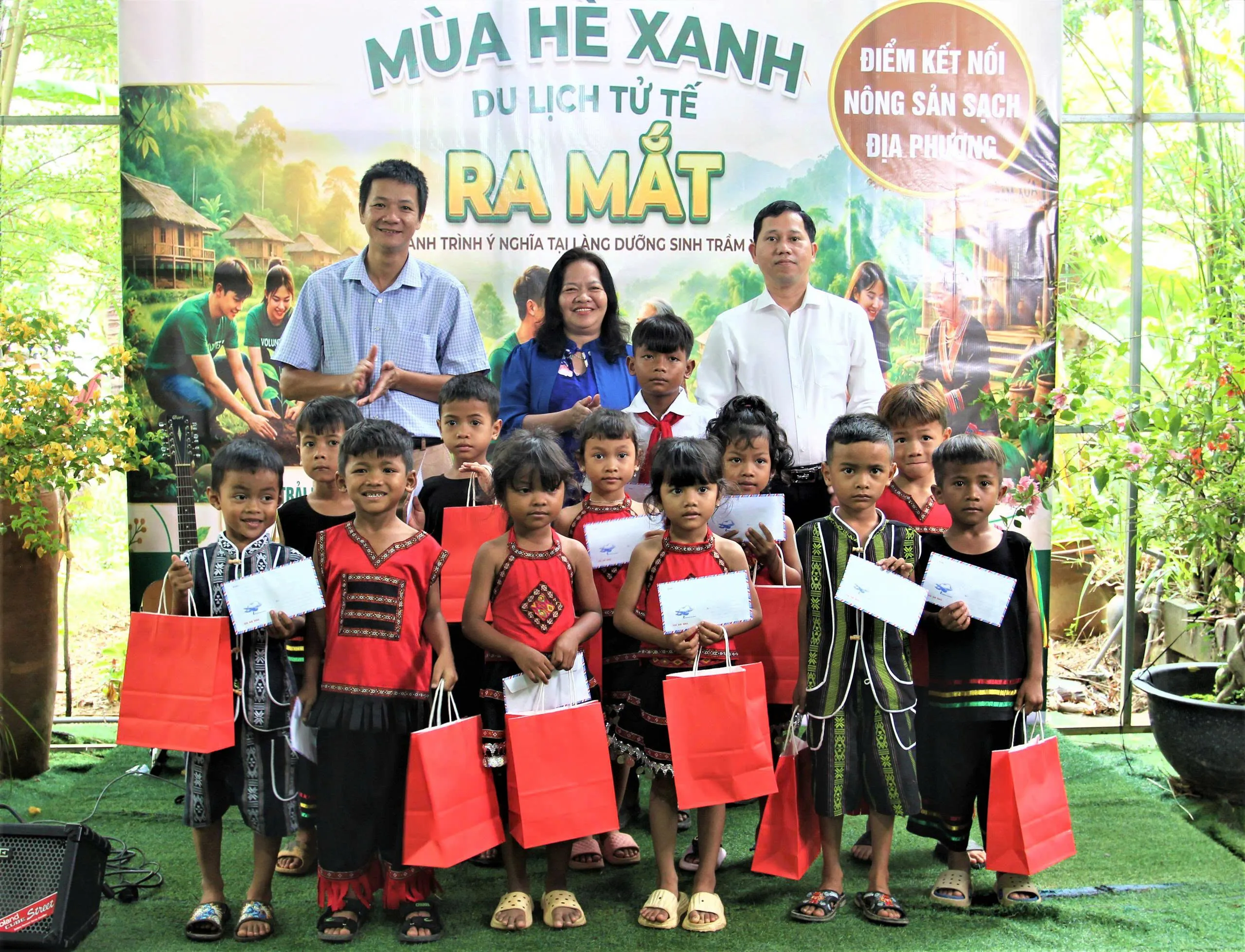 Khánh Vĩnh khai trương mô hình không gian nông sản sạch