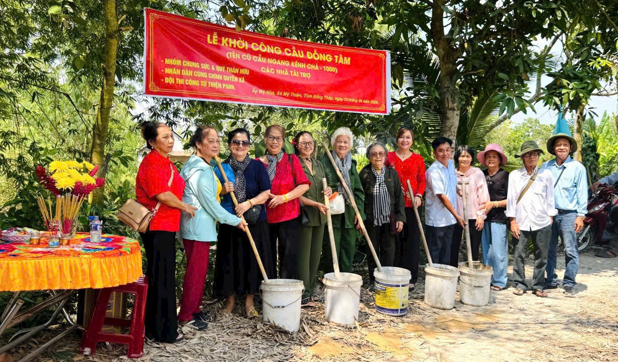 Nhóm Chung Sức- TP. Hồ Chí Minh: Khởi công xây cầu Đồng Tâm tại tỉnh Đồng Tháp