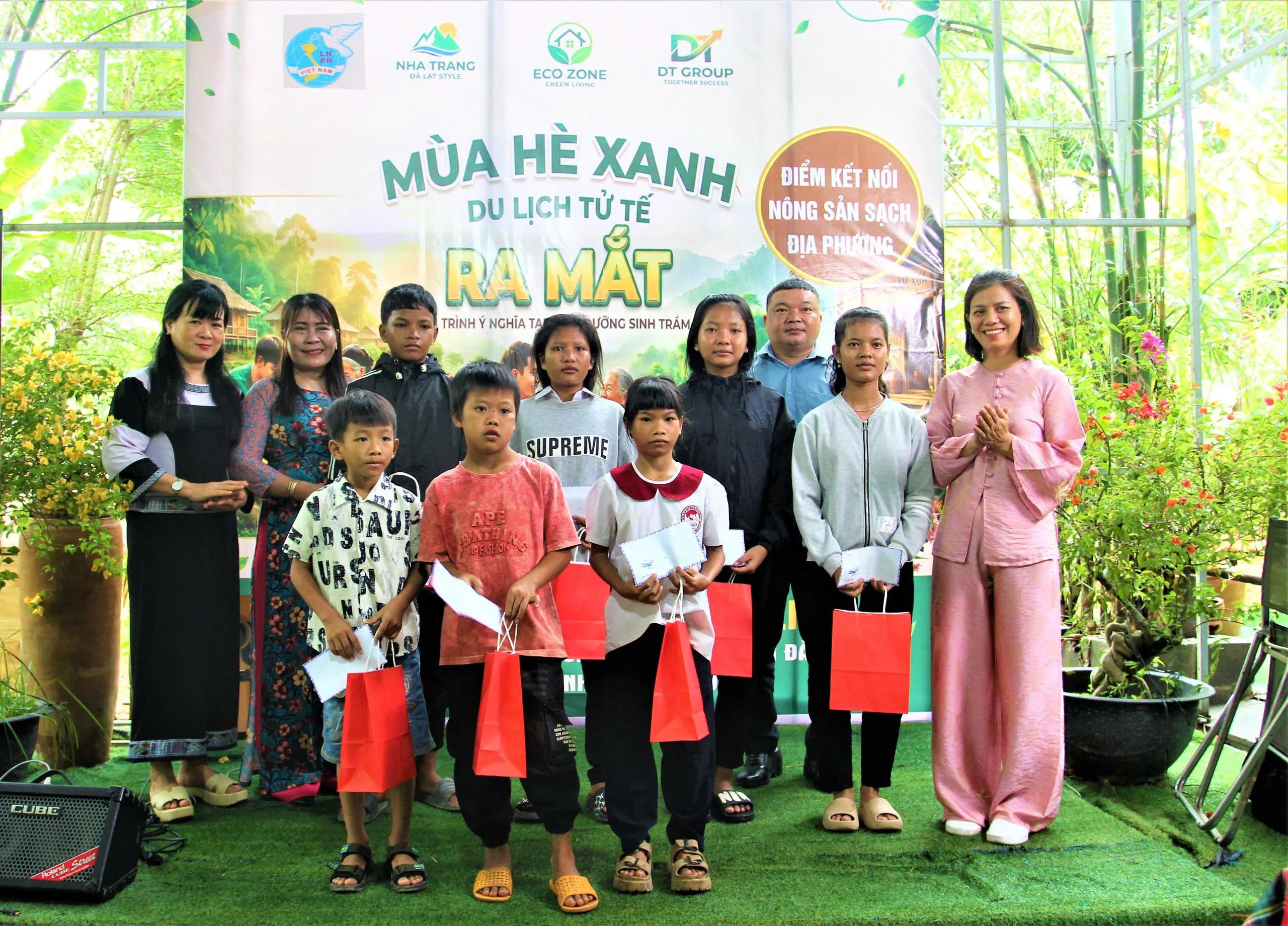 Khánh Vĩnh khai trương mô hình không gian nông sản sạch