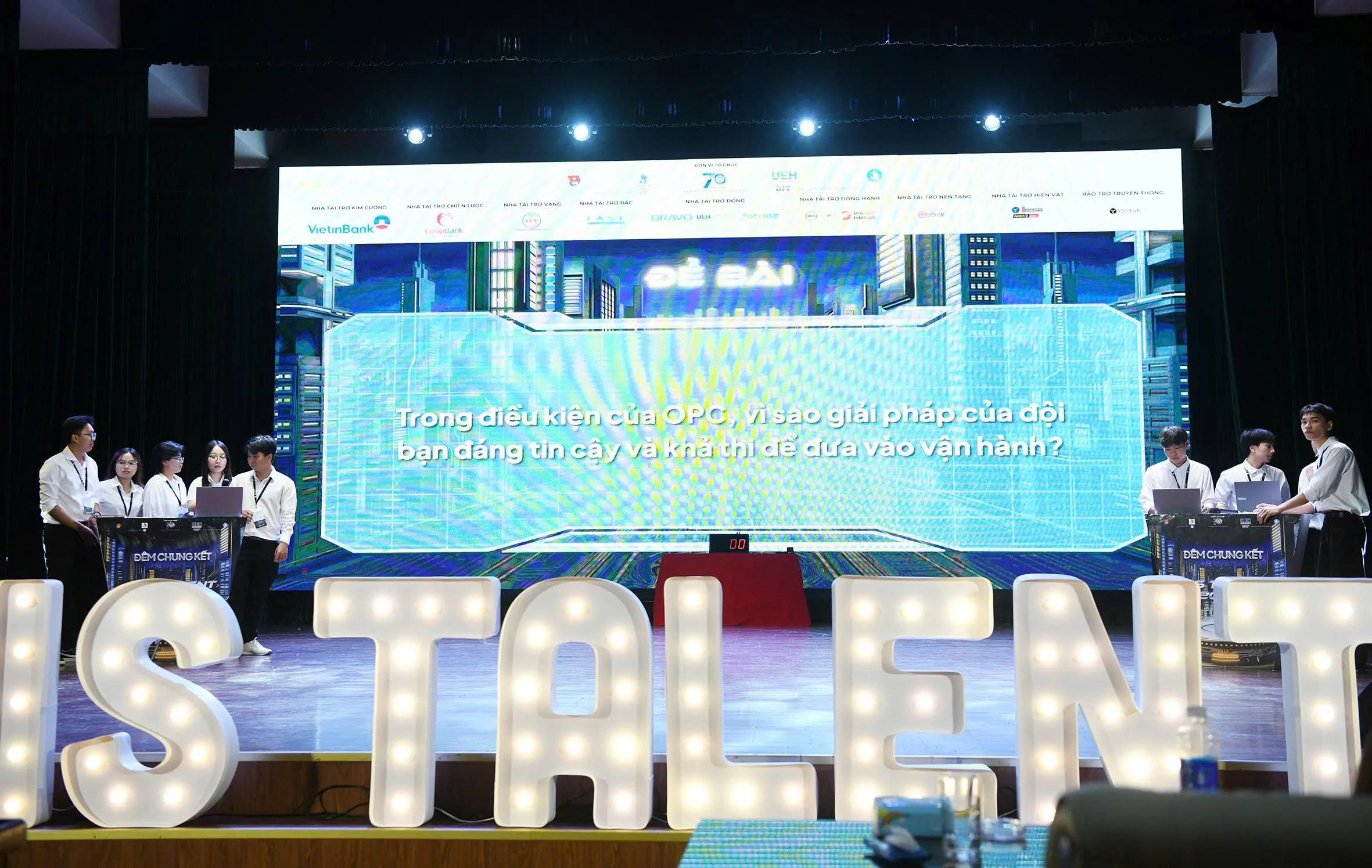 Sinh viên cả nước tranh tài thiết kế tác nhân AI tối ưu vận hành doanh nghiệp