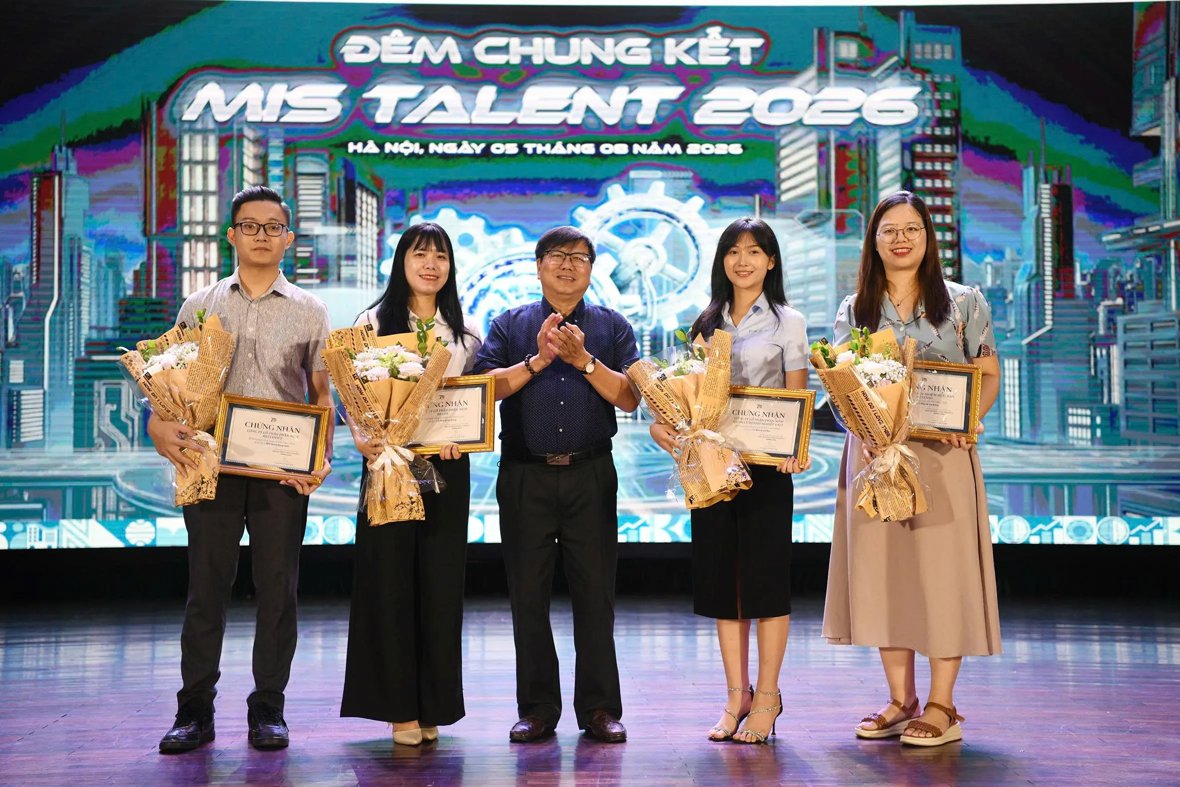 Sinh viên cả nước tranh tài thiết kế tác nhân AI tối ưu vận hành doanh nghiệp