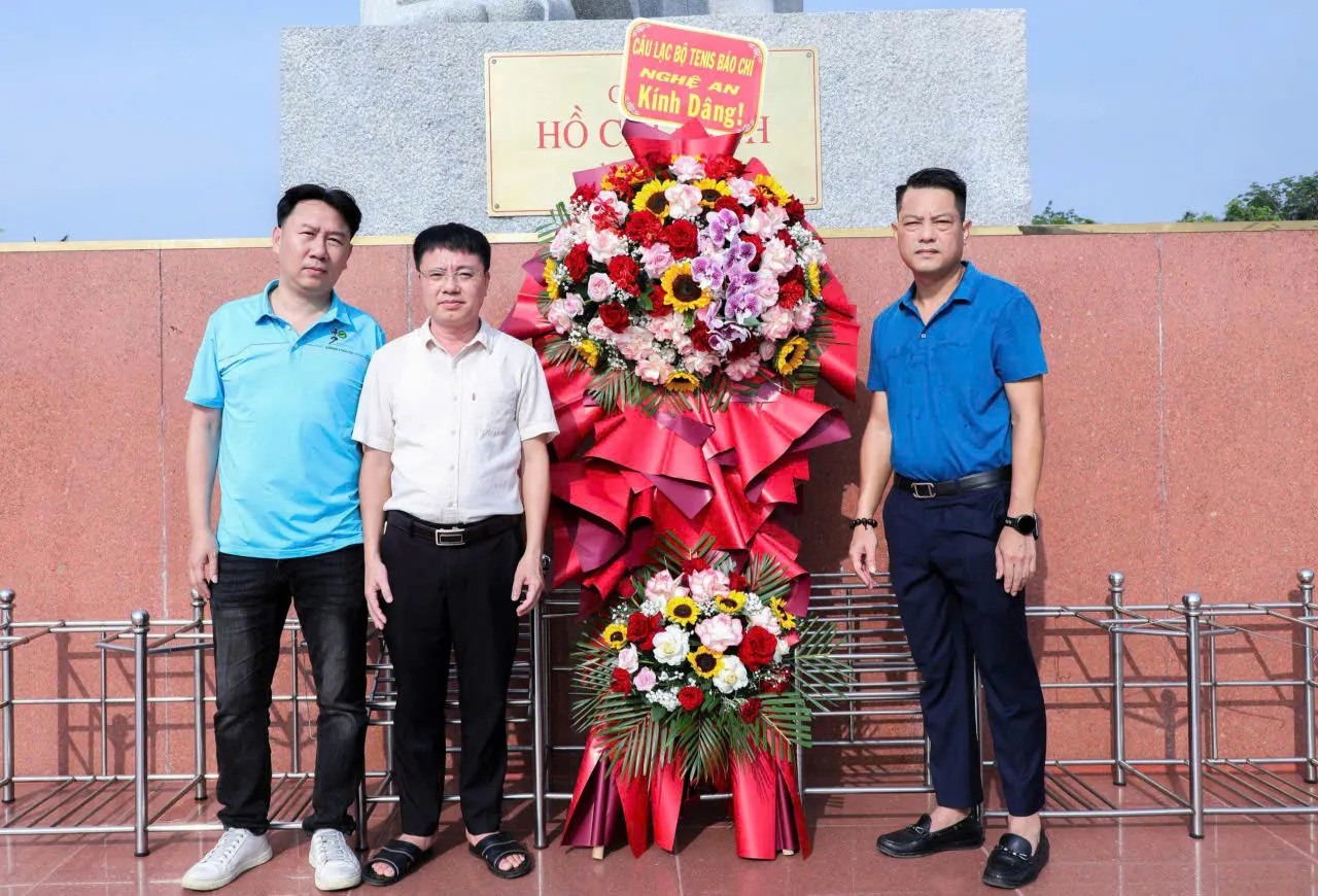 Nhiều hoạt động ý nghĩa trước giải Tennis báo chí Nghệ An lần thứ 8