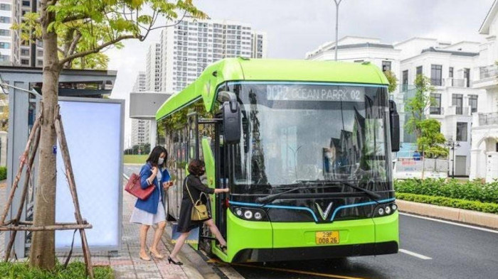 Hà Nội sắp có thêm tuyến xe buýt điện cho người khuyết tật
